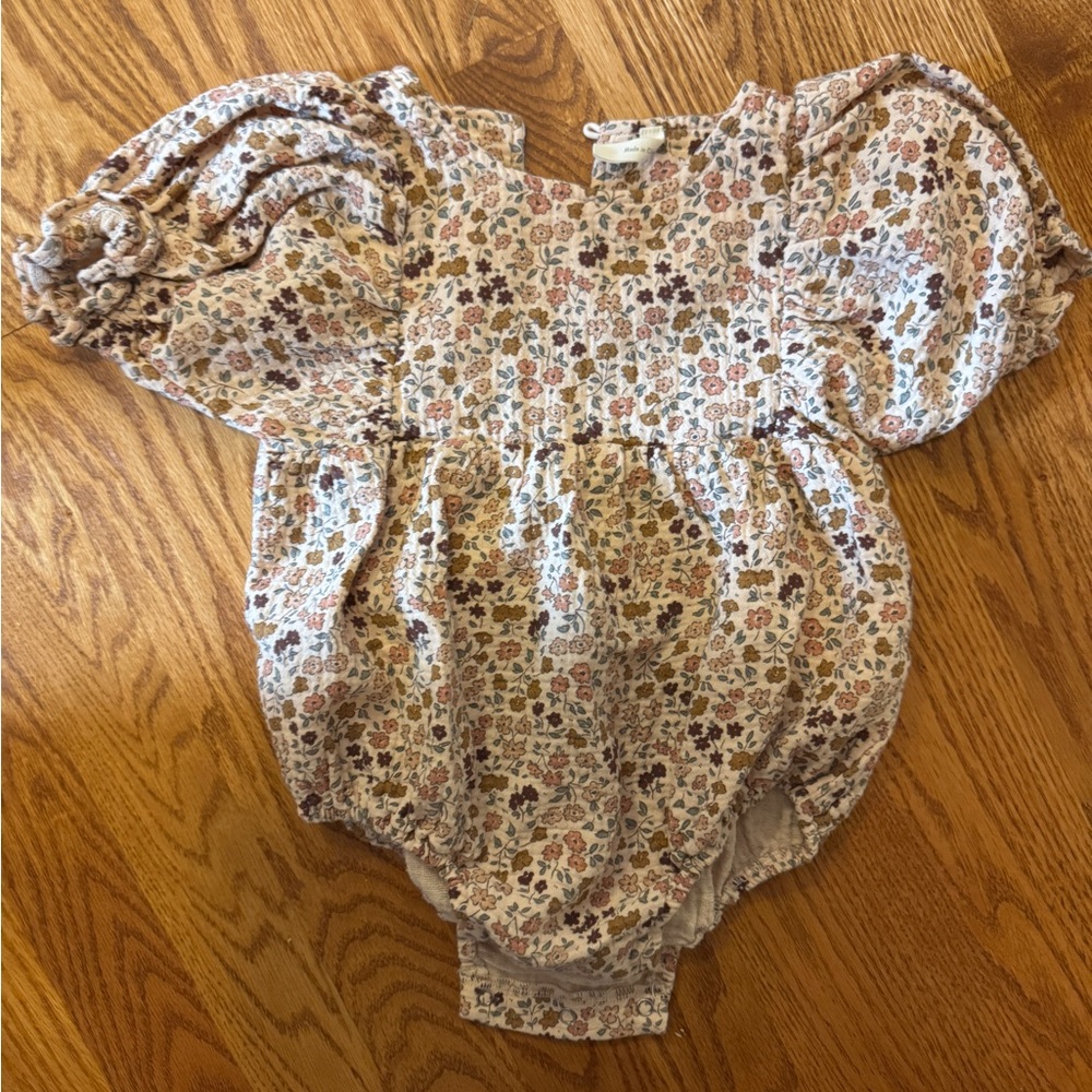 Quincy Mae Floral Romper - Cream and Brown